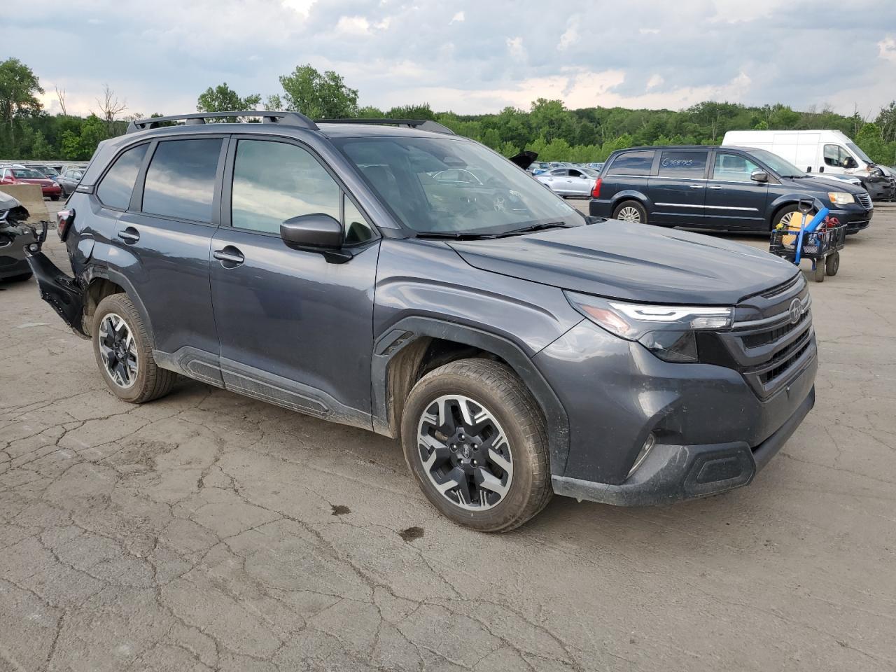 2025 SUBARU FORESTER