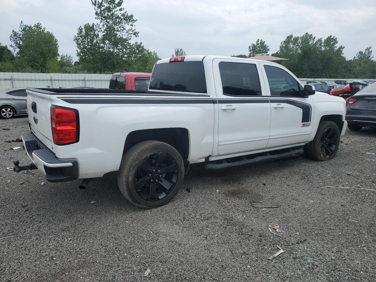 2017 CHEVROLET Silverado