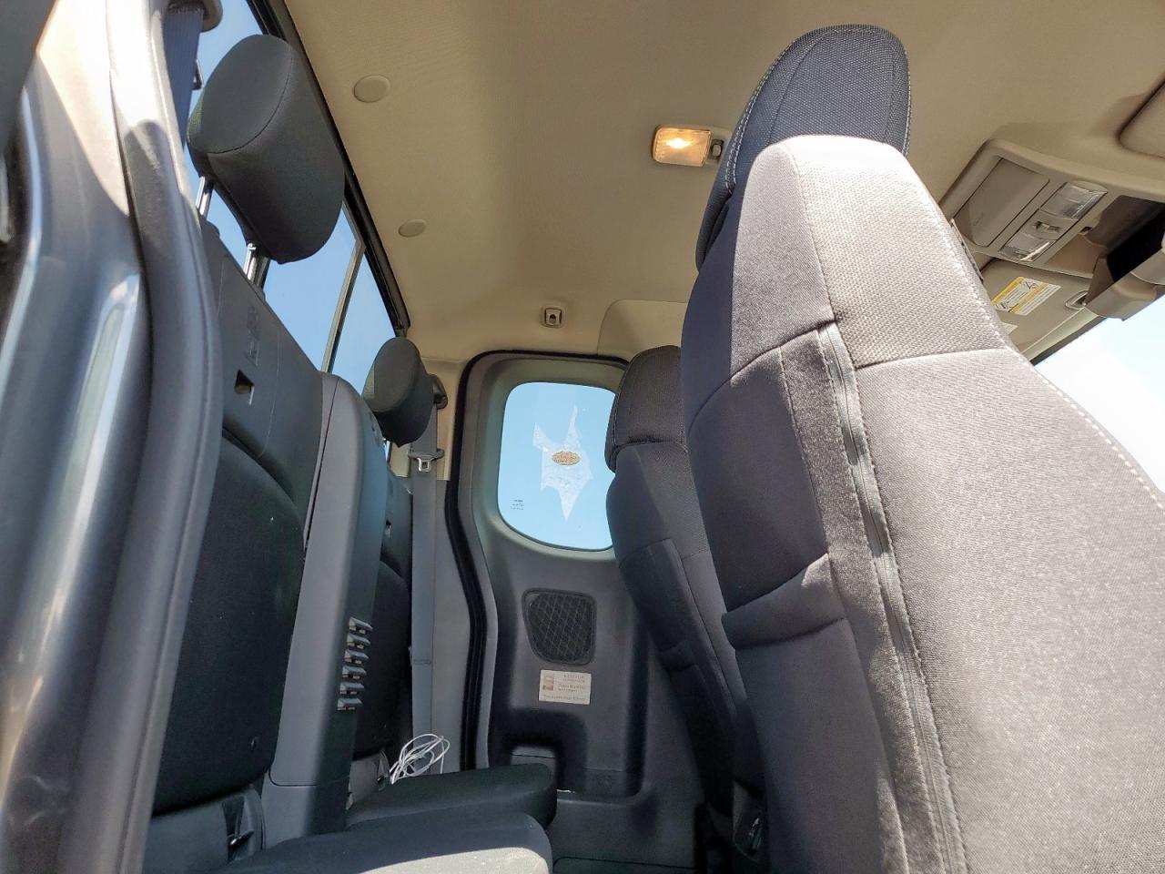 2022 NISSAN Frontier