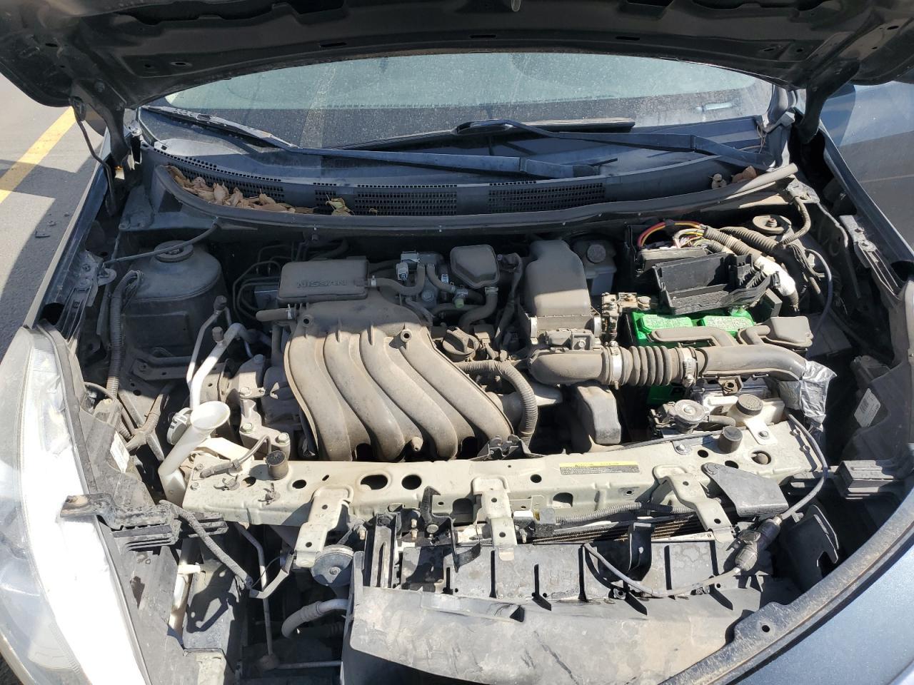 2015 NISSAN VERSA