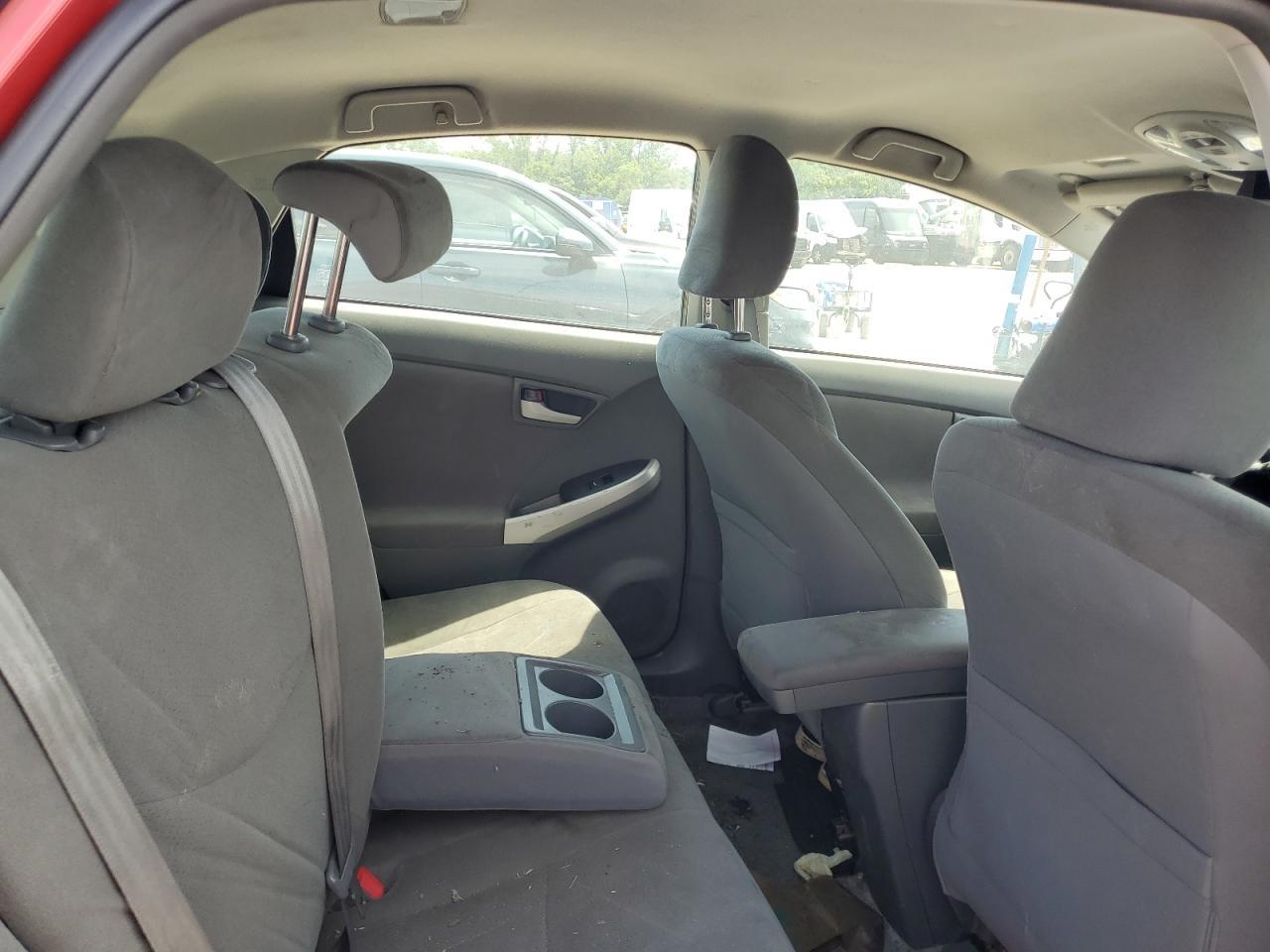 2011 TOYOTA PRIUS