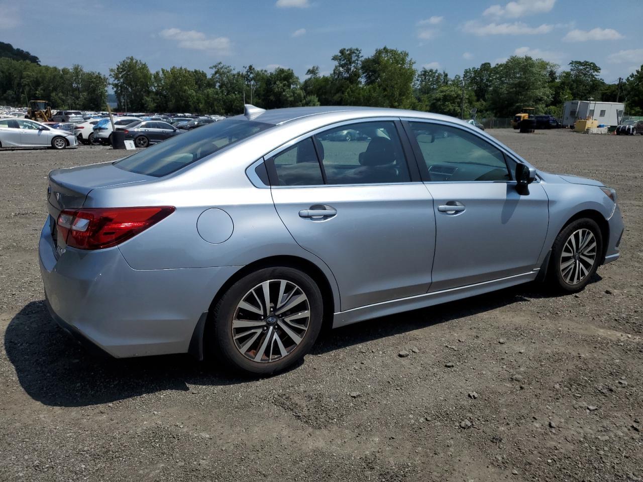 2019 SUBARU Legacy