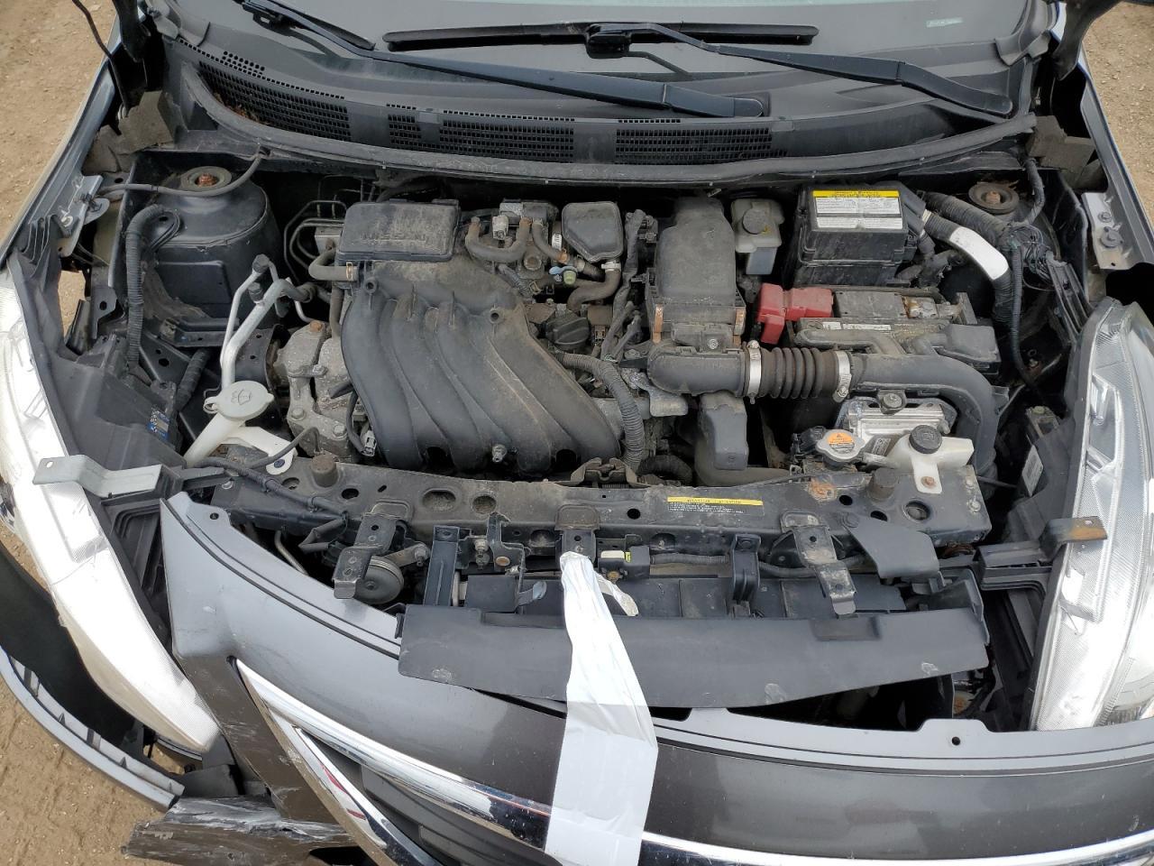 2017 NISSAN VERSA