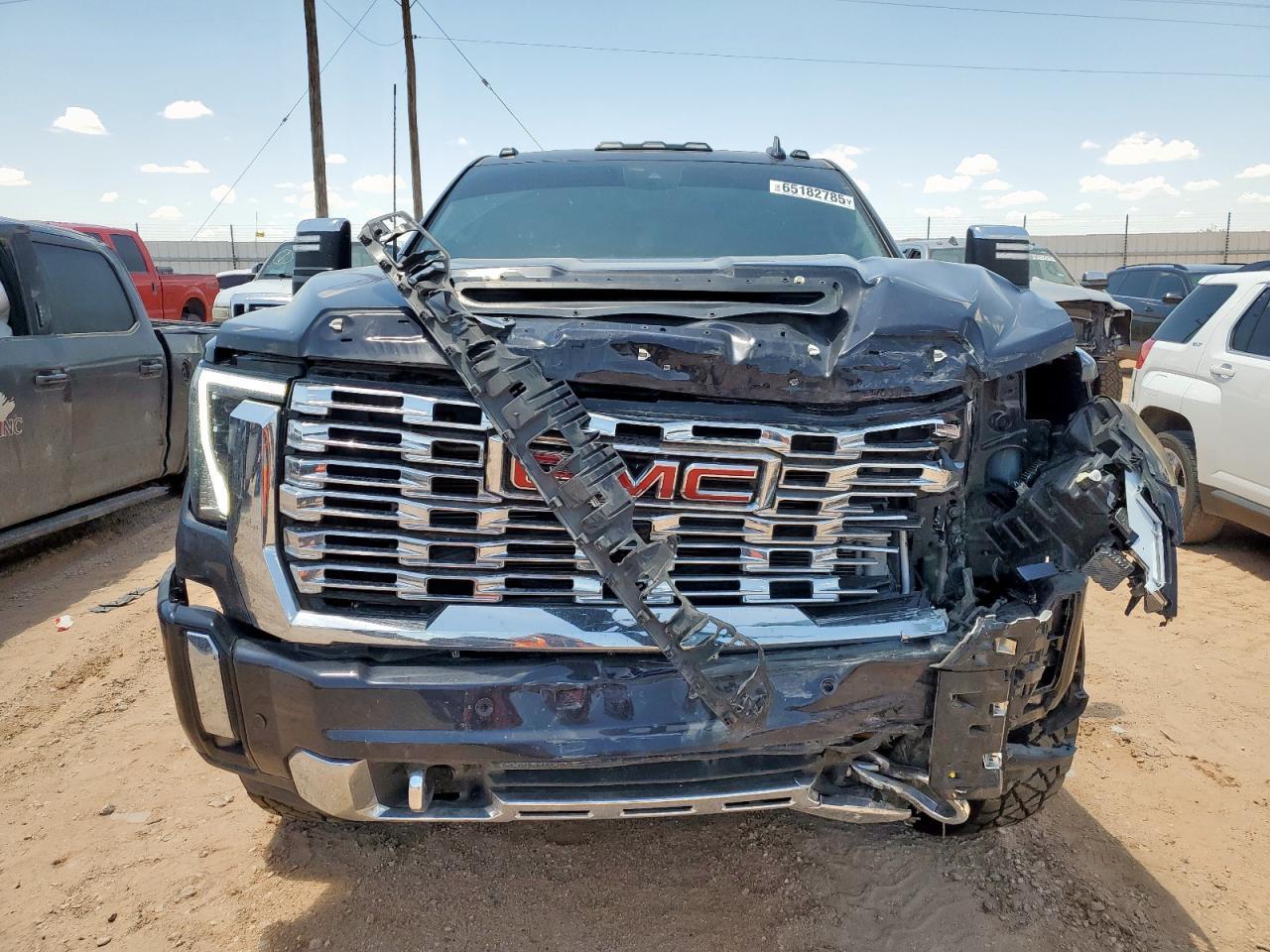 2024 GMC Sierra