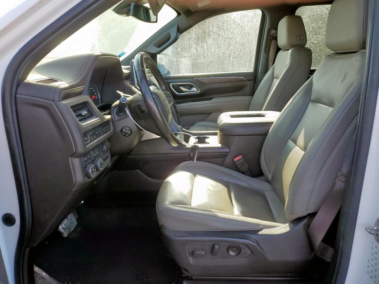 2021 CHEVROLET Suburban