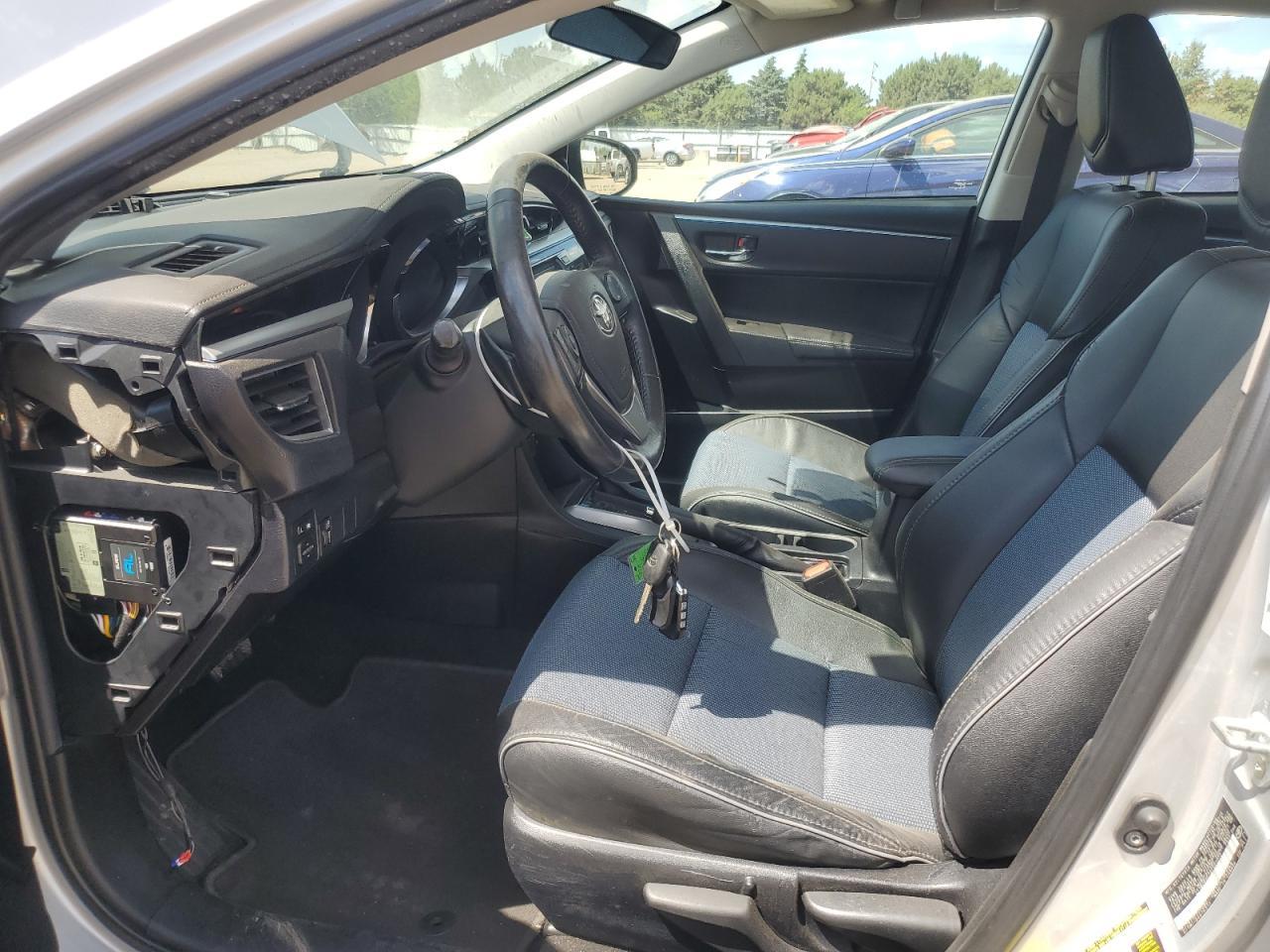 2016 TOYOTA COROLLA