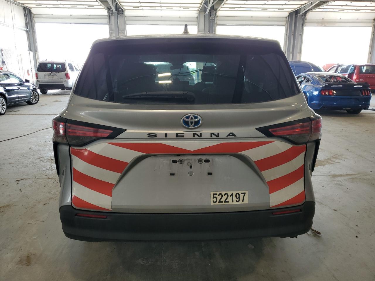 2022 TOYOTA SIENNA