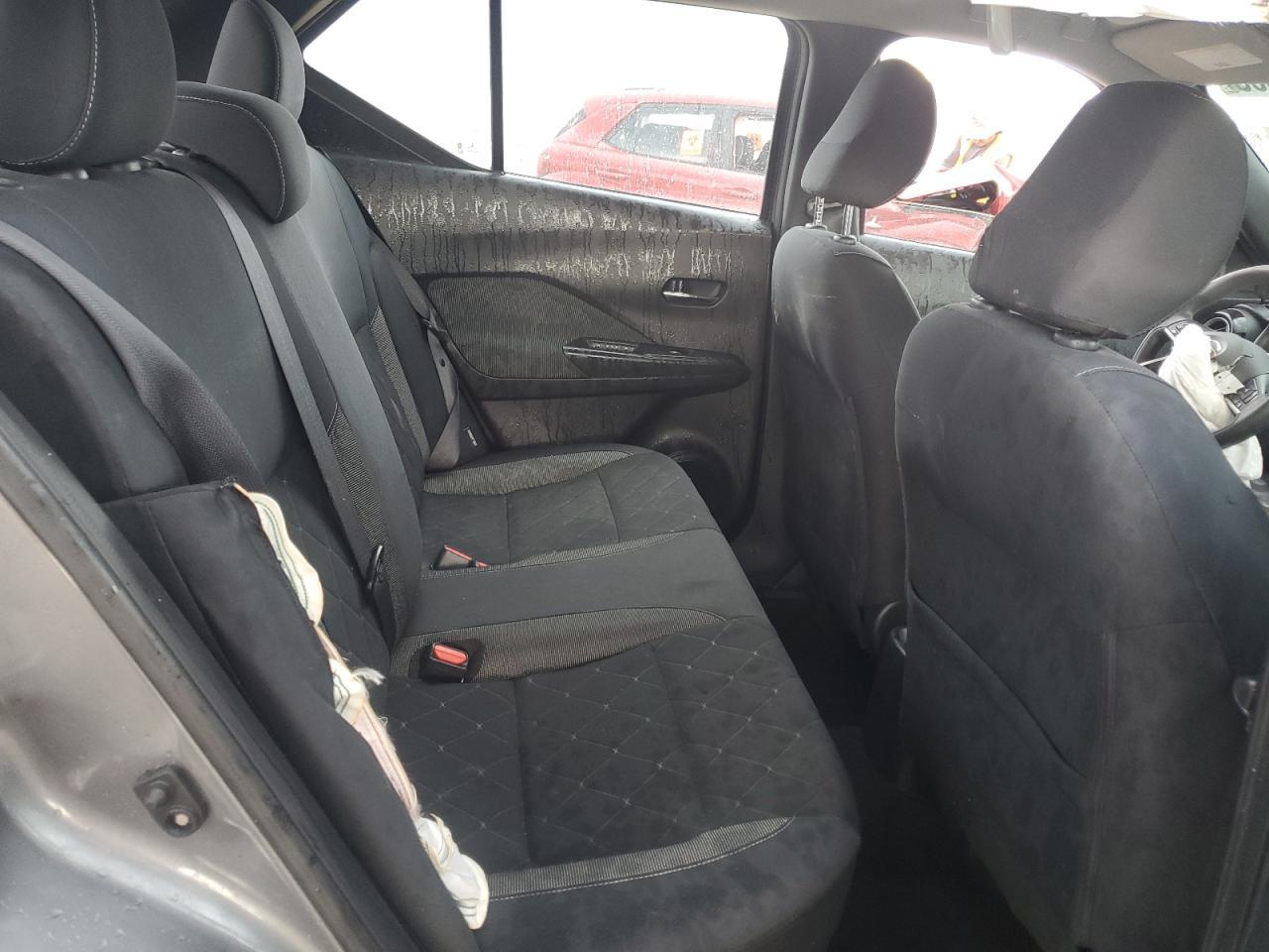 2020 NISSAN KICKS