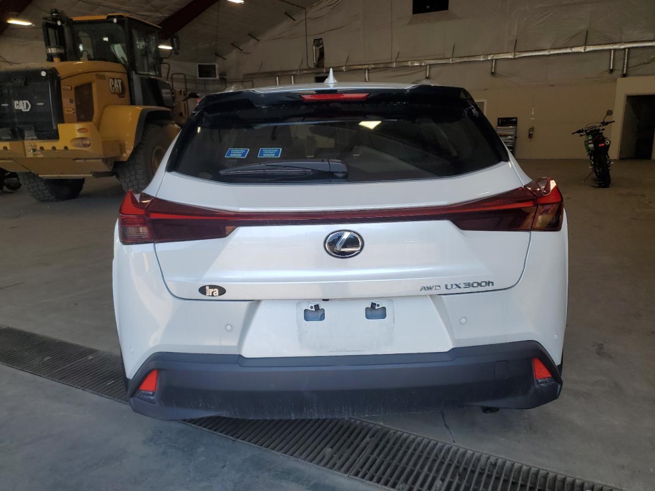 2025 LEXUS Ux