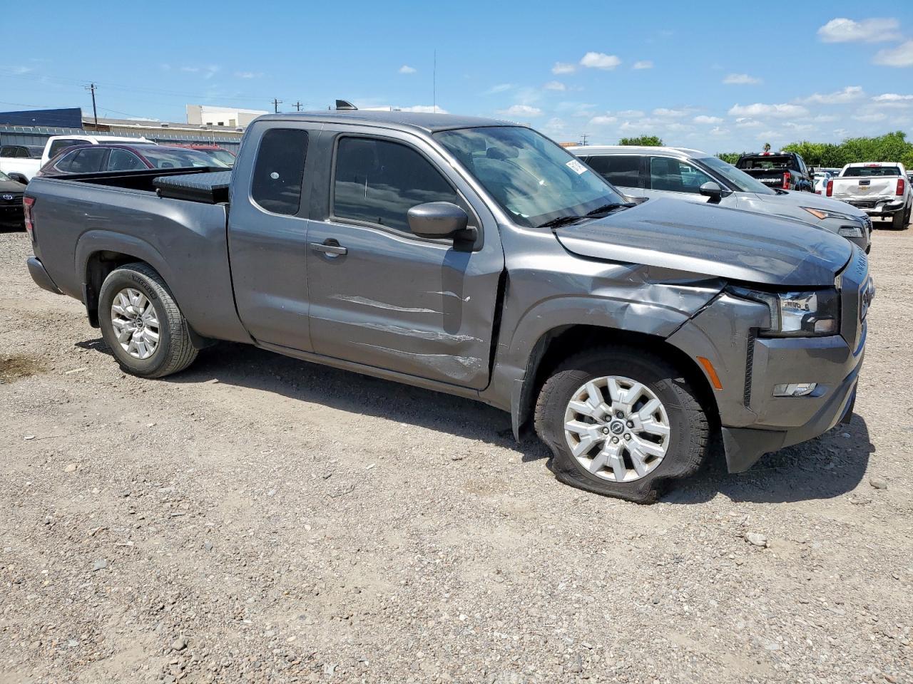 2022 NISSAN Frontier