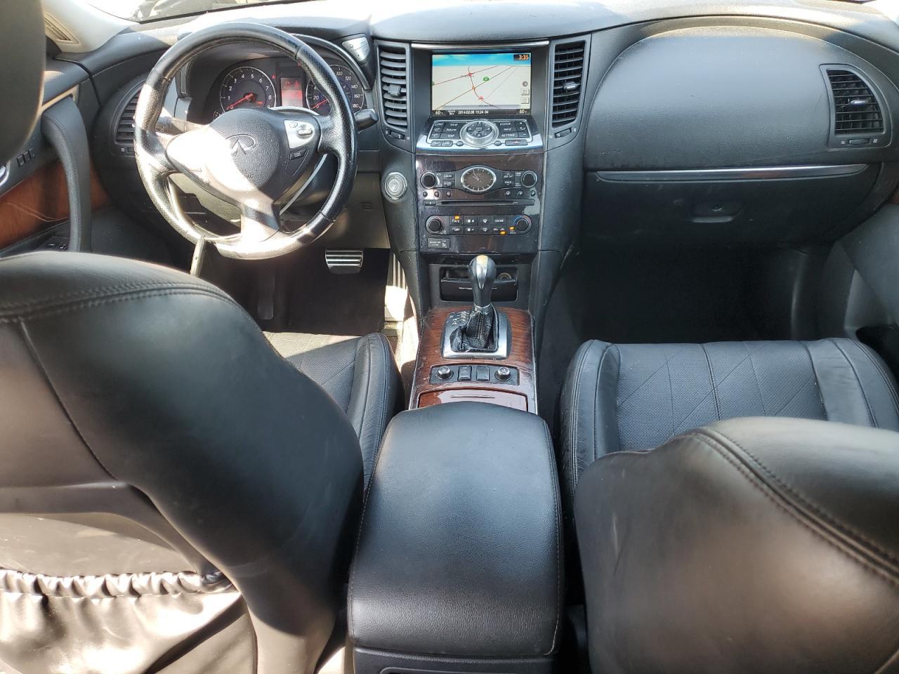 2010 INFINITI FX35