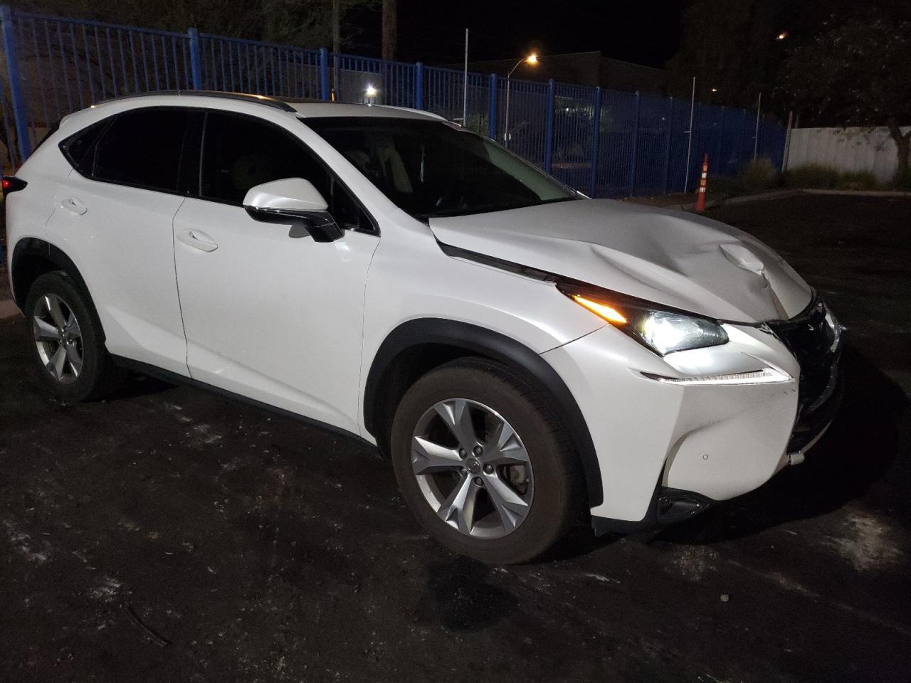 2017 LEXUS Nx