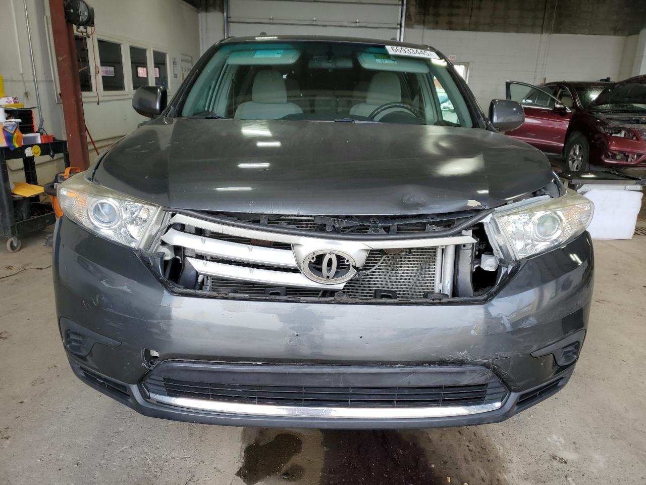 2013 TOYOTA HIGHLANDER