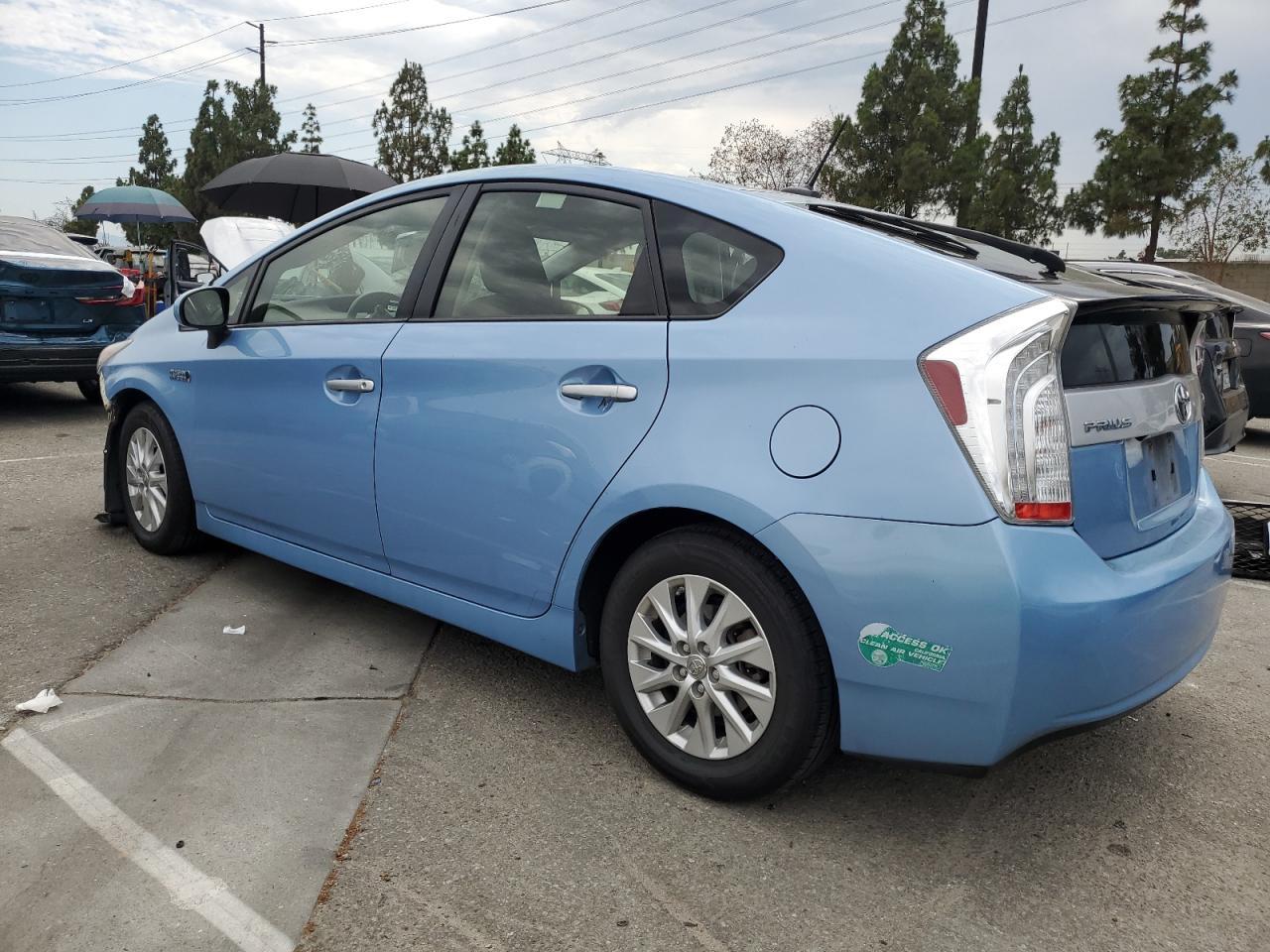 2014 TOYOTA Prius Plug-In