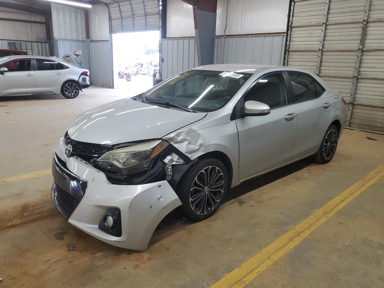 2015 TOYOTA COROLLA