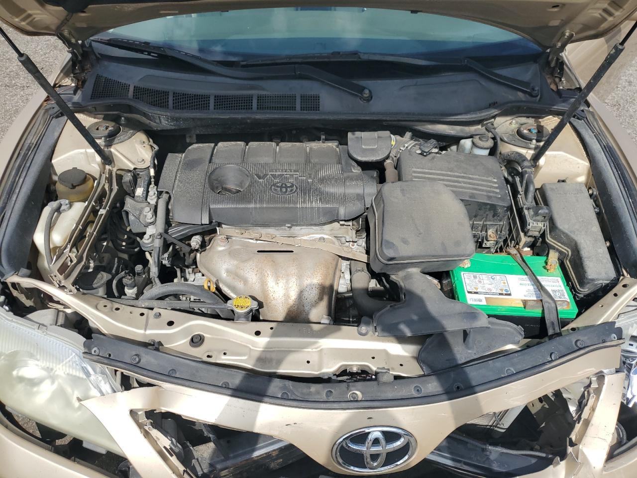2011 TOYOTA CAMRY