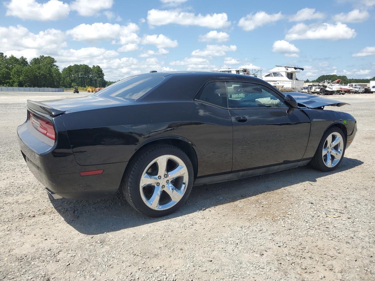 2013 DODGE Challenger