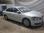 2014 VOLKSWAGEN Passat