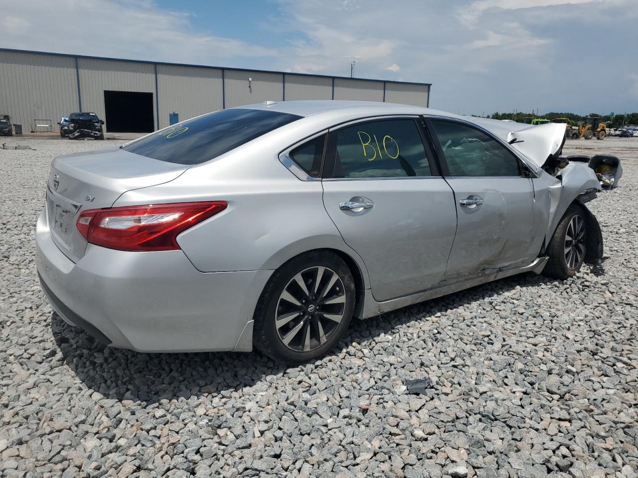 2017 NISSAN ALTIMA