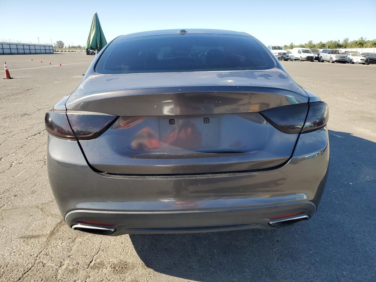 2015 CHRYSLER 200