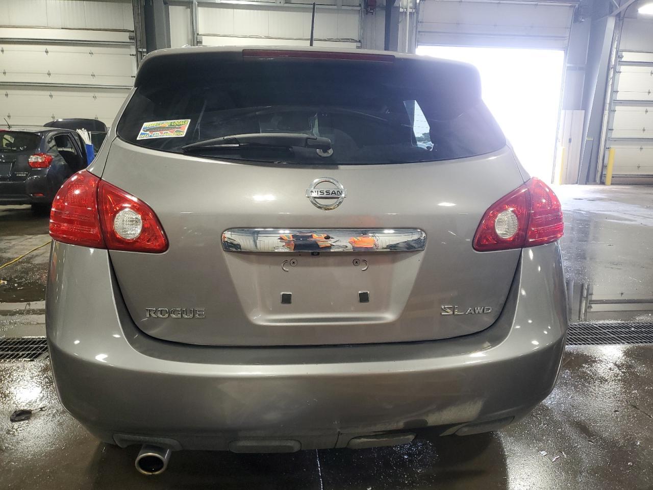2011 NISSAN ROGUE