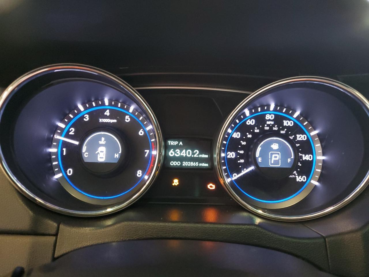 2013 HYUNDAI SONATA