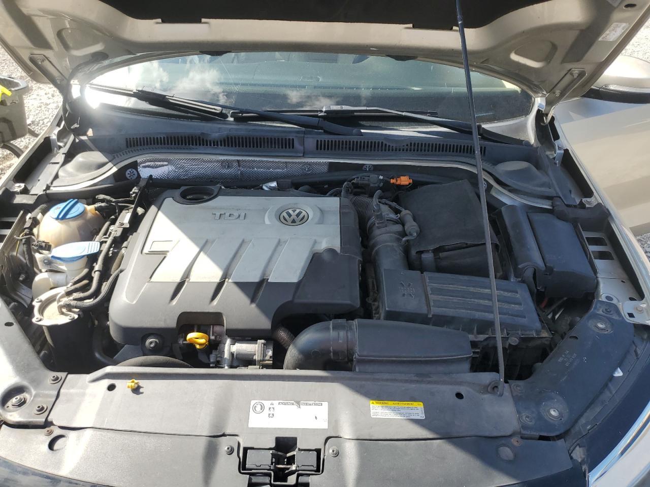 2014 VOLKSWAGEN JETTA