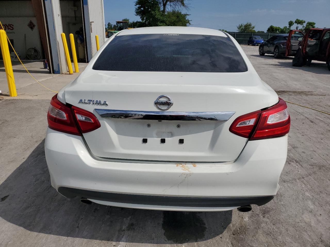 2016 NISSAN ALTIMA