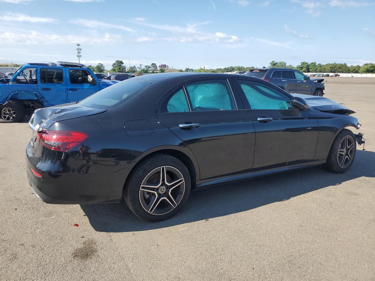 2021 MERCEDES-BENZ E-Class