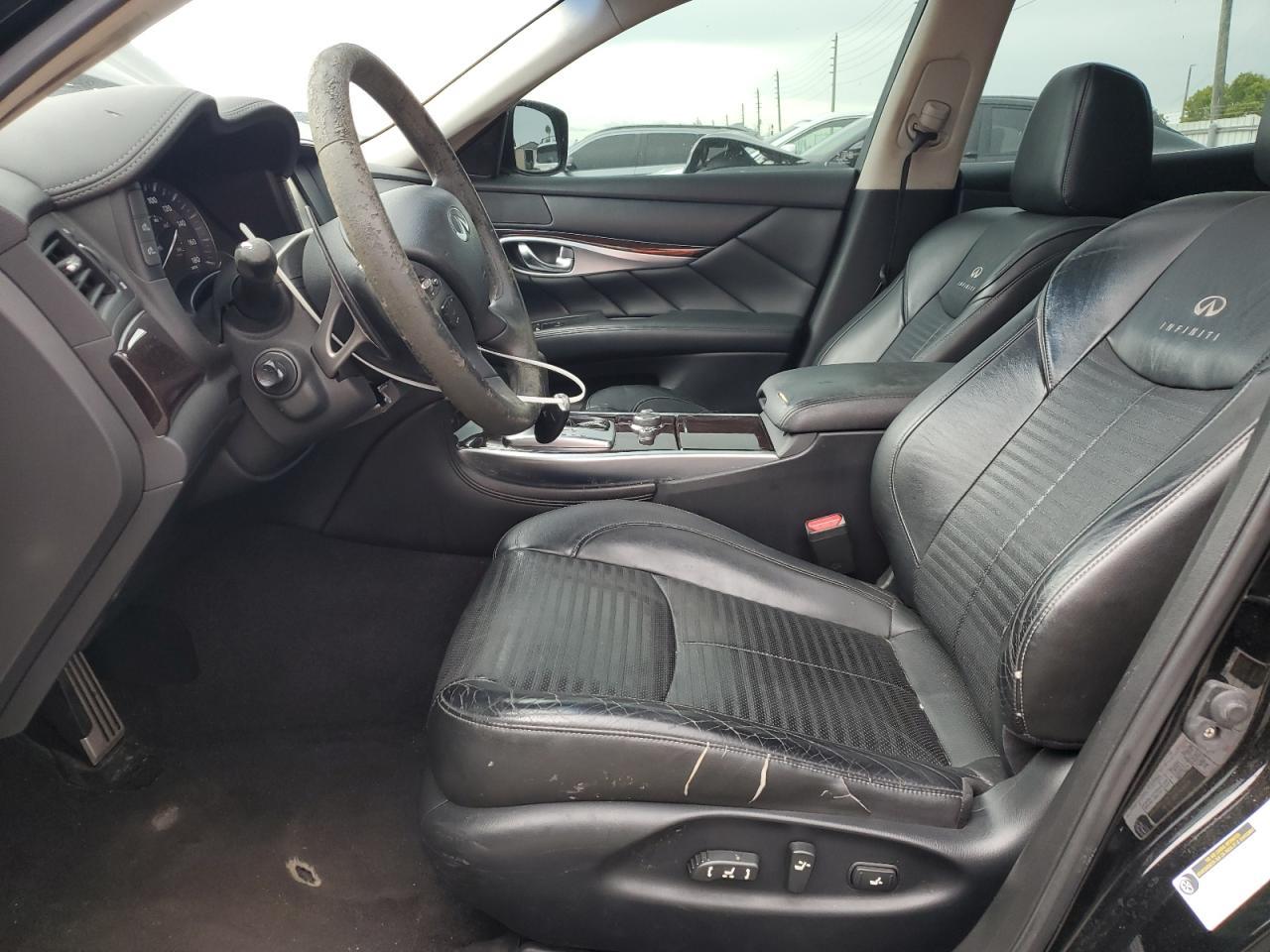 2012 INFINITI M37
