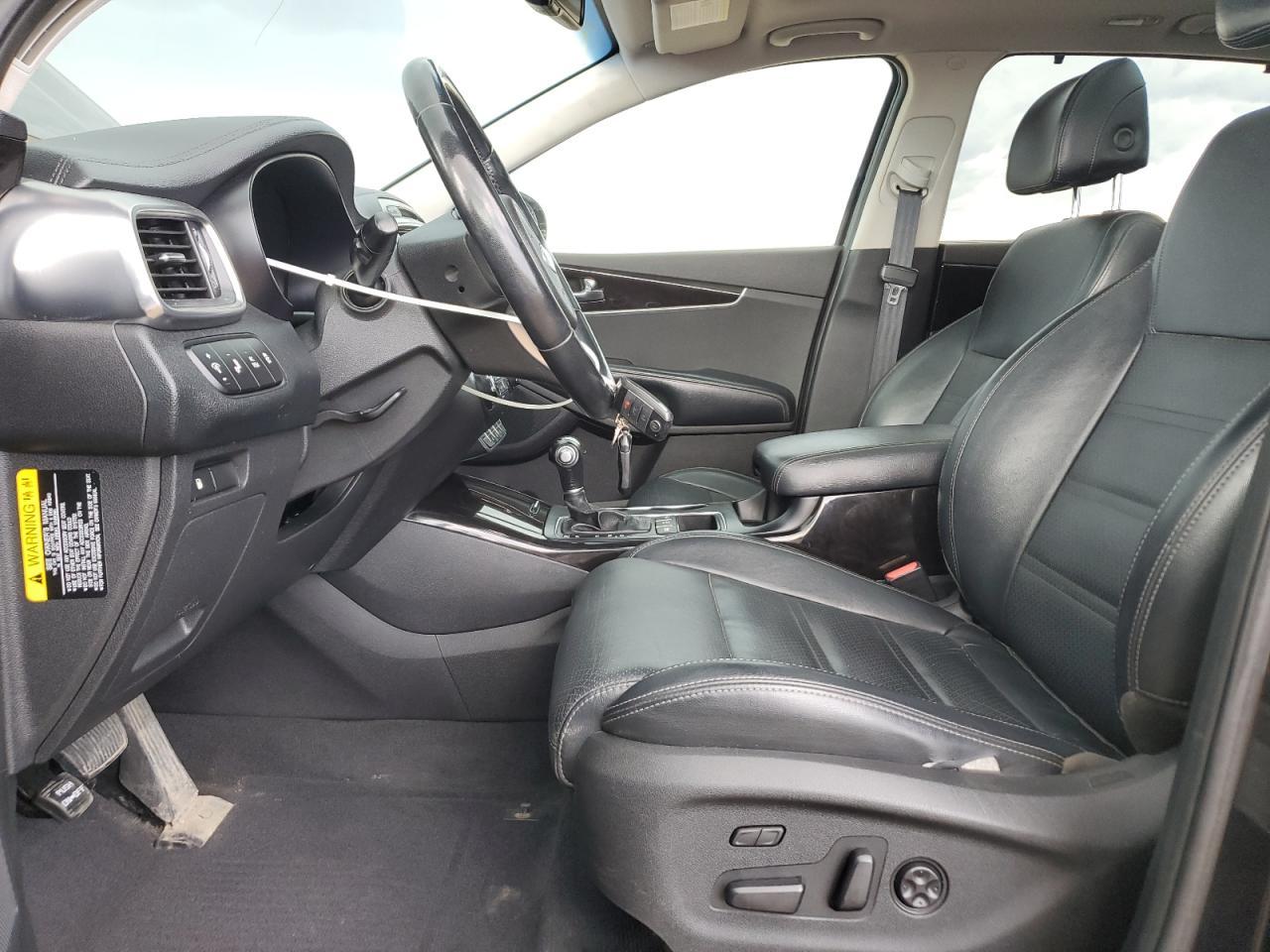 2017 KIA SORENTO