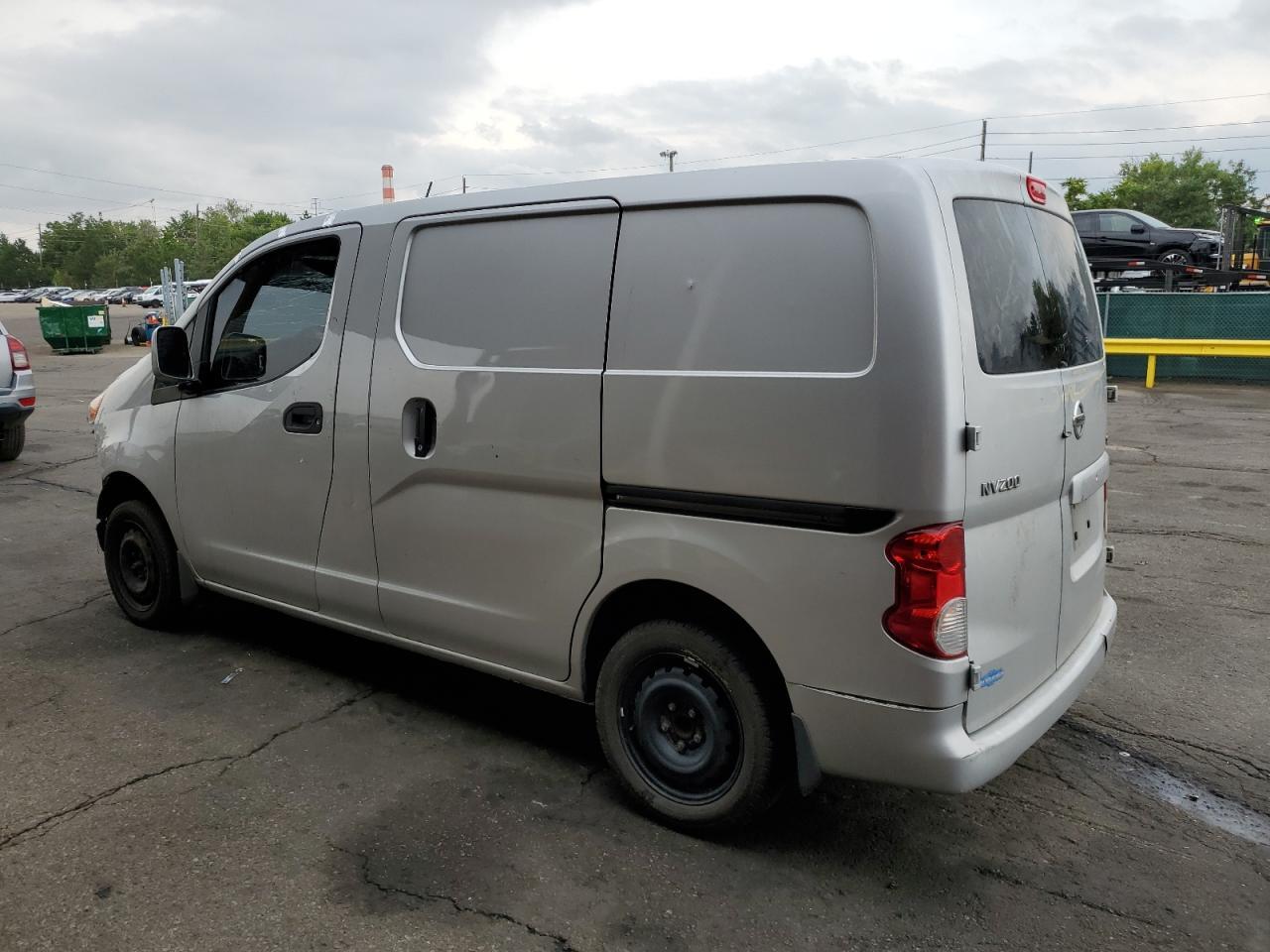 2017 NISSAN Nv