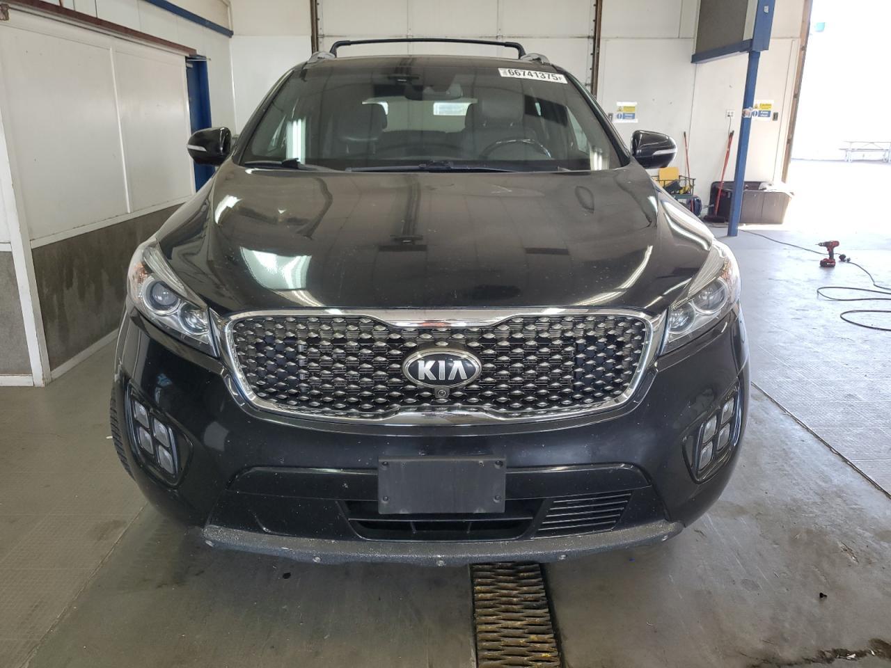 2017 KIA SORENTO