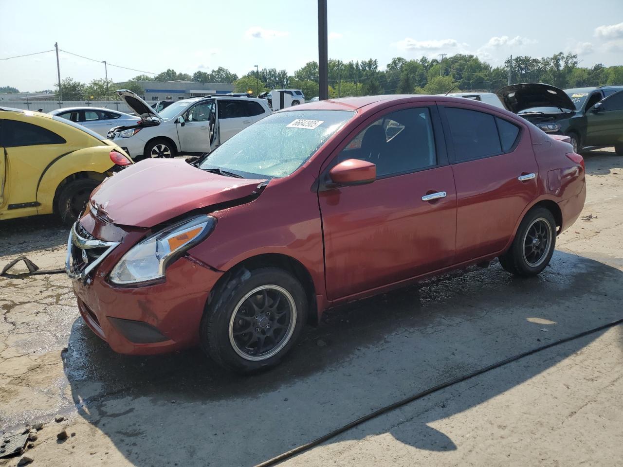 2016 NISSAN VERSA
