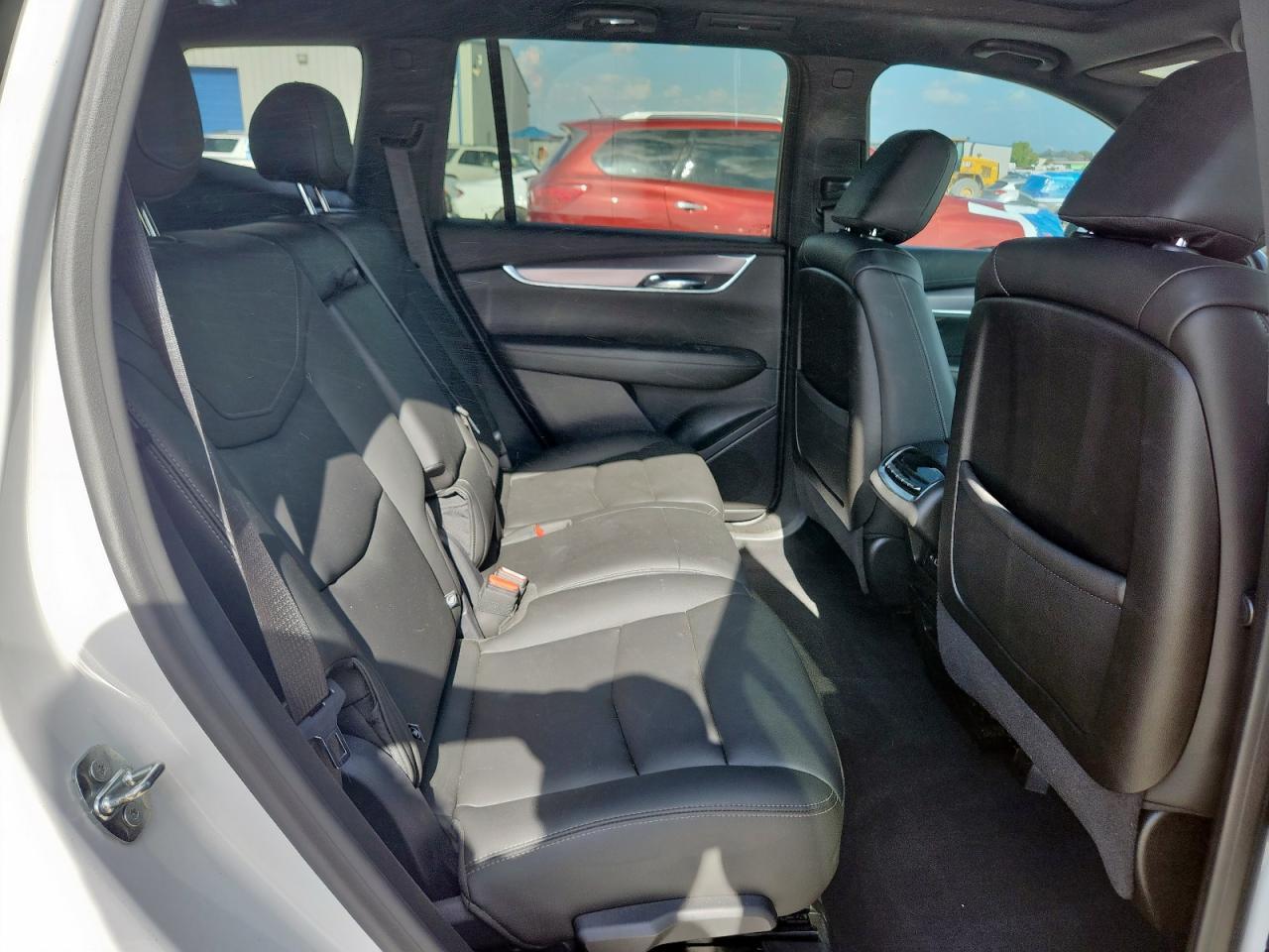 2021 CADILLAC XT6