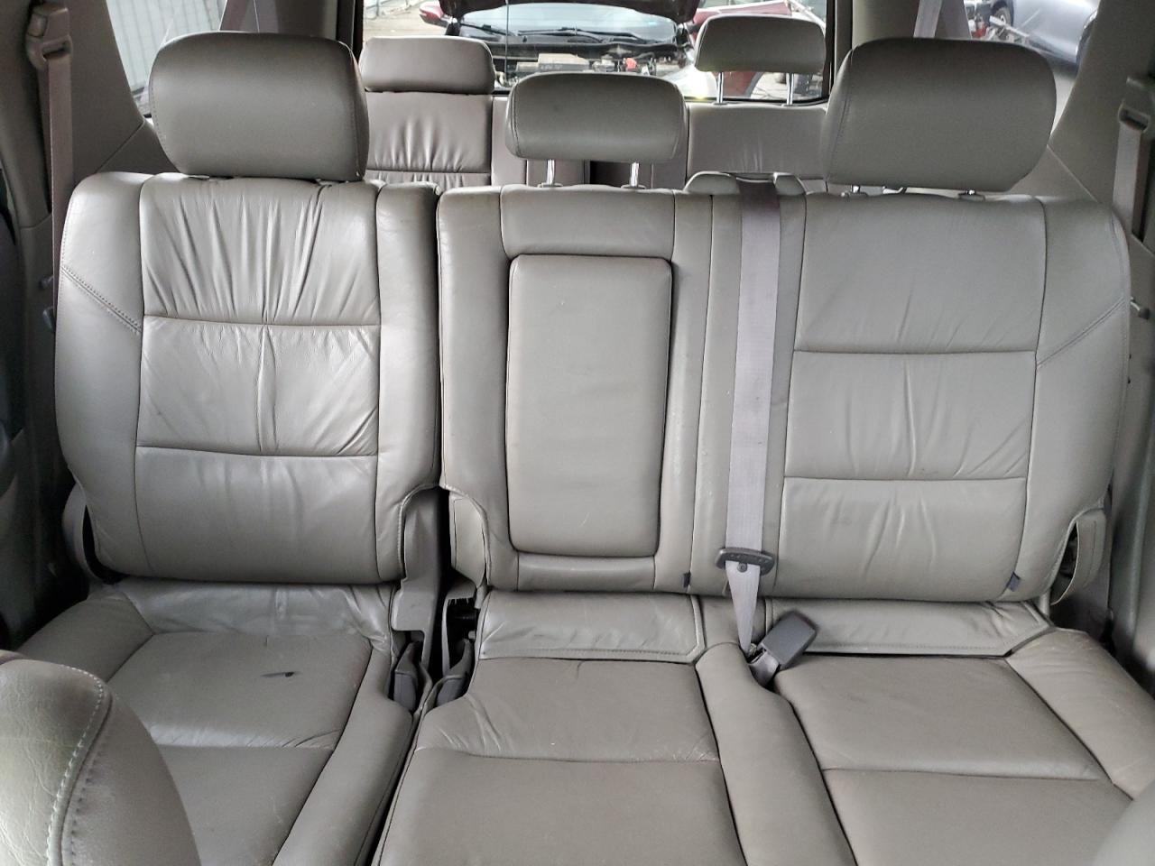 2001 TOYOTA Sequoia