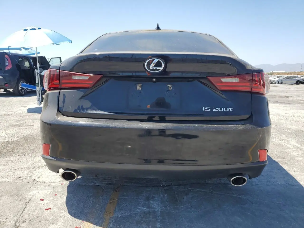 2016 LEXUS IS 200t