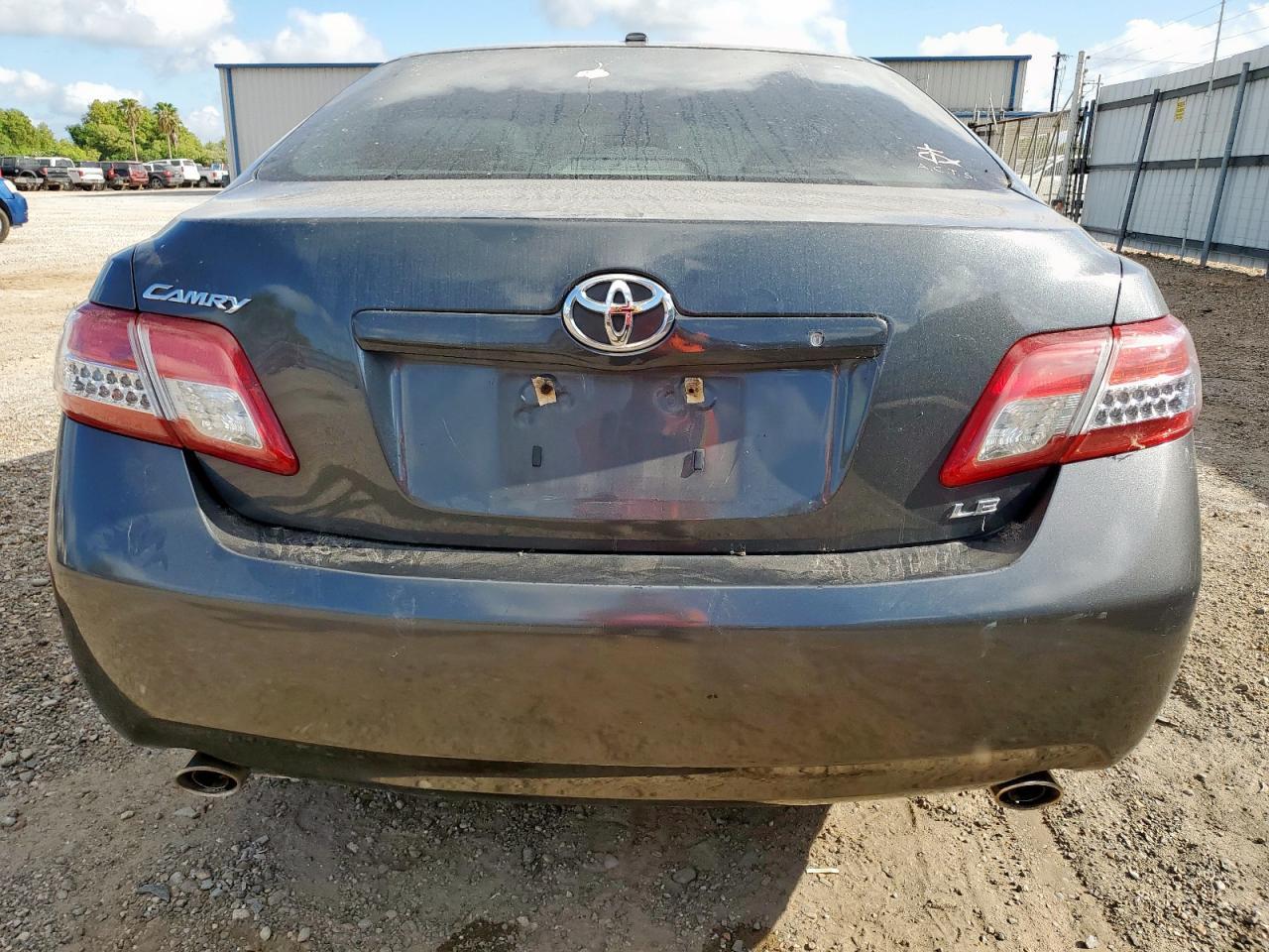 2010 TOYOTA CAMRY