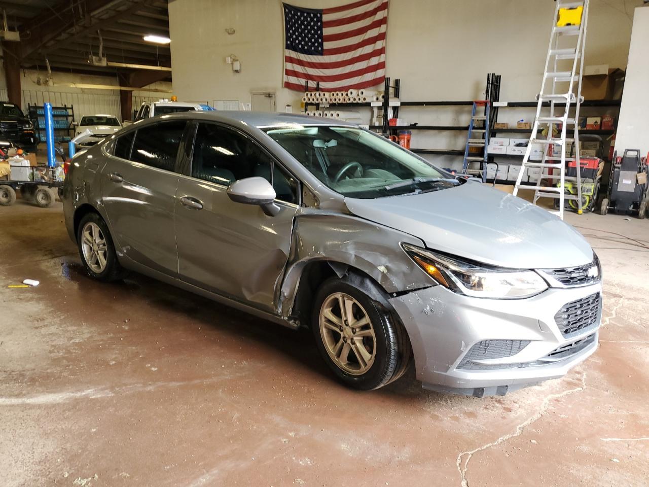 2017 CHEVROLET CRUZE