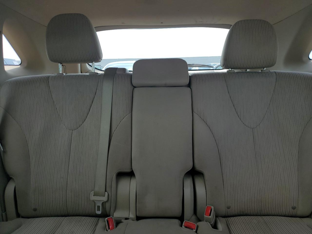 2011 TOYOTA VENZA