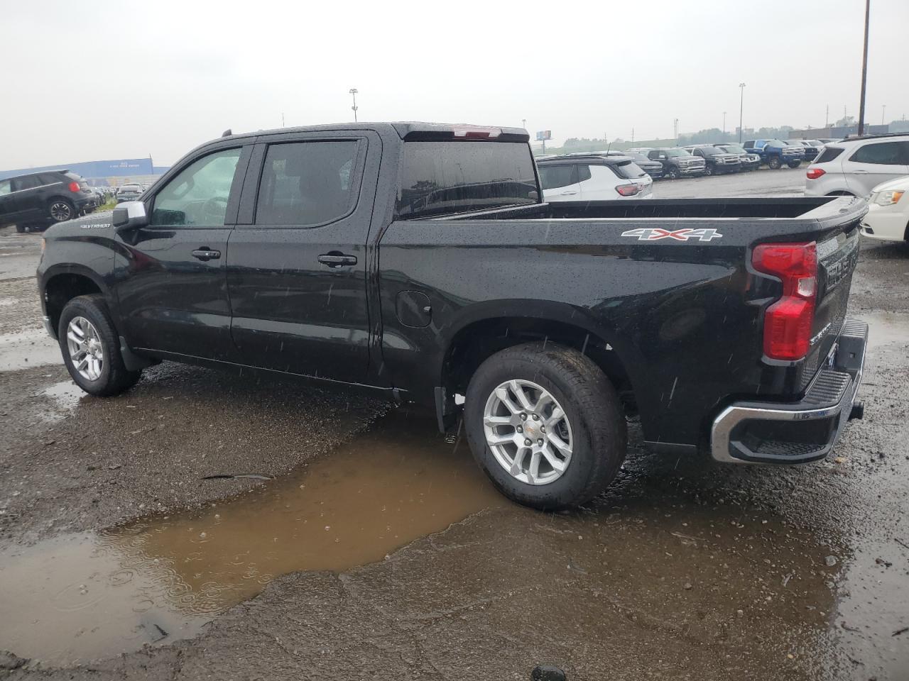 2025 CHEVROLET Silverado