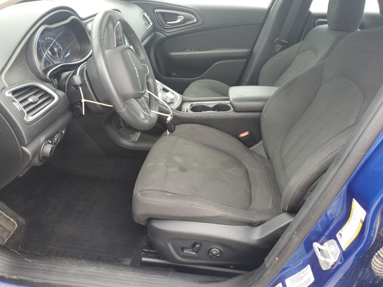 2016 CHRYSLER 200