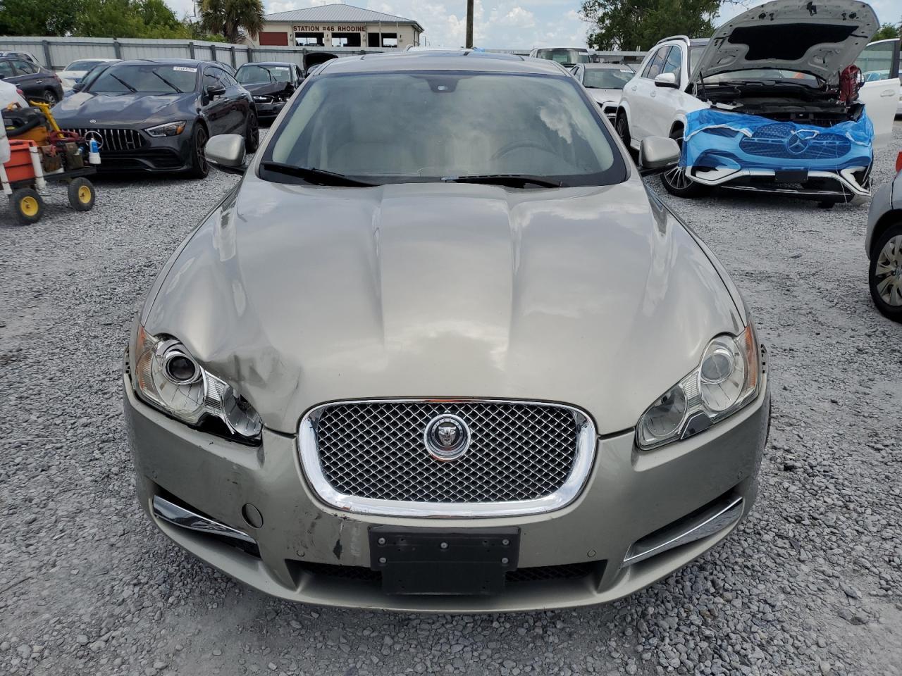 2011 JAGUAR XF