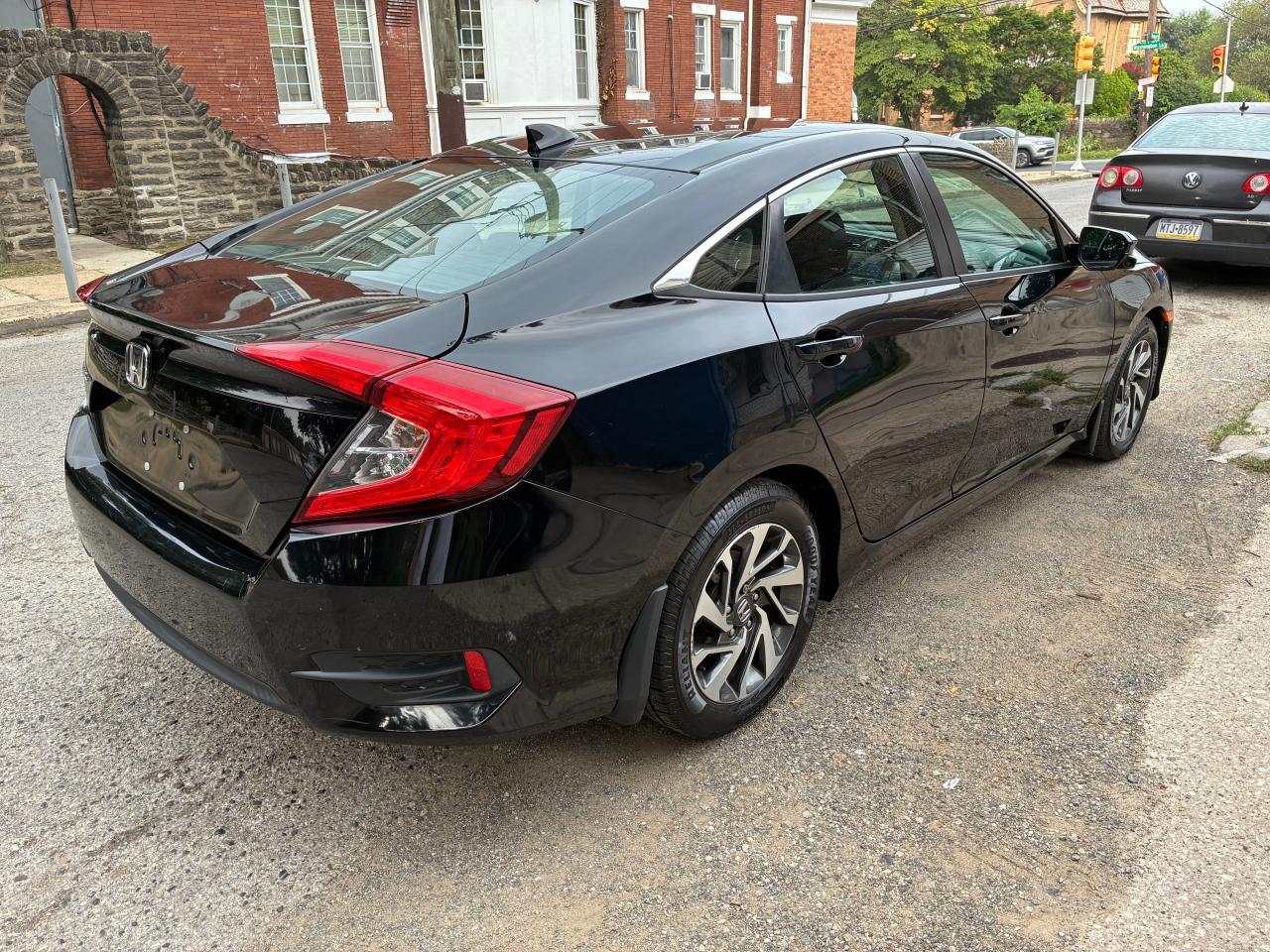 2017 HONDA CIVIC