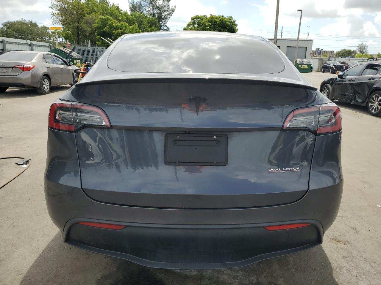2022 TESLA MODEL Y