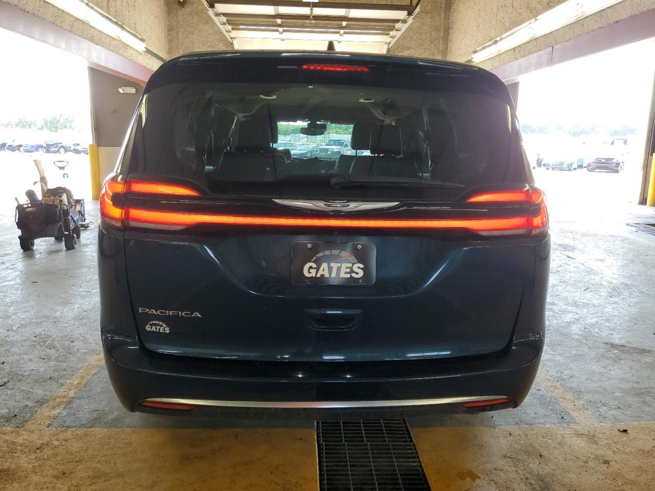 2022 CHRYSLER Pacifica