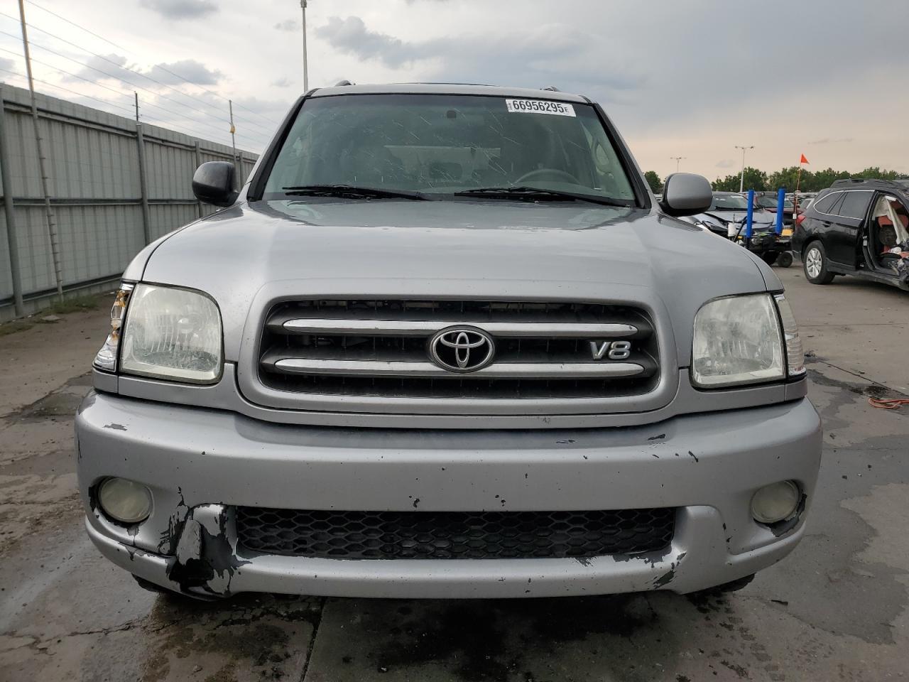 2001 TOYOTA Sequoia