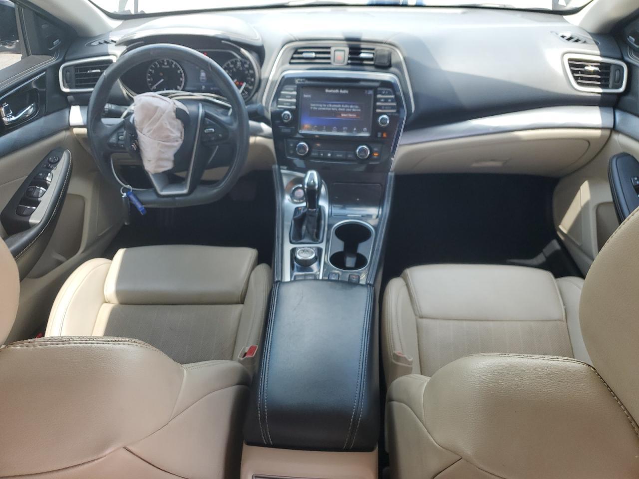 2017 NISSAN Maxima