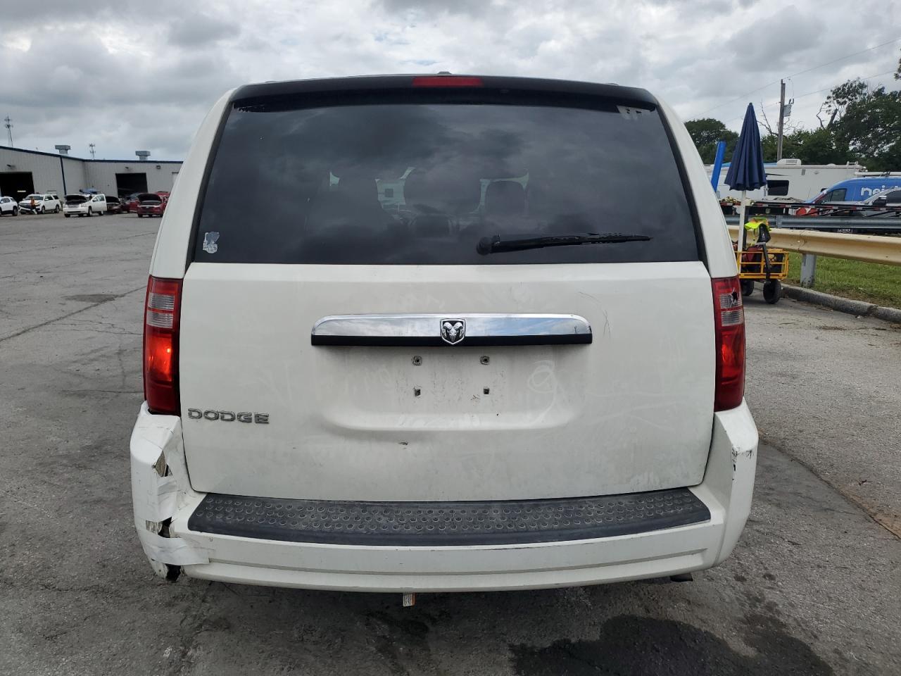 2010 DODGE GRAND CARAVAN