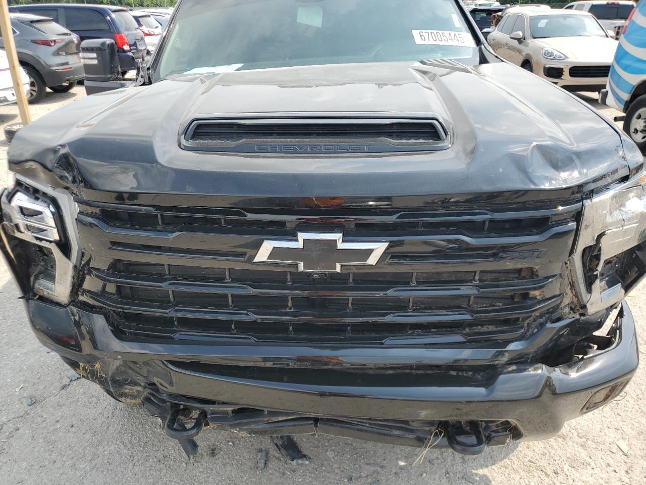 2024 CHEVROLET Silverado